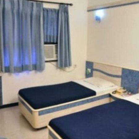 Hotel Everstar 拉杰果德 外观 照片